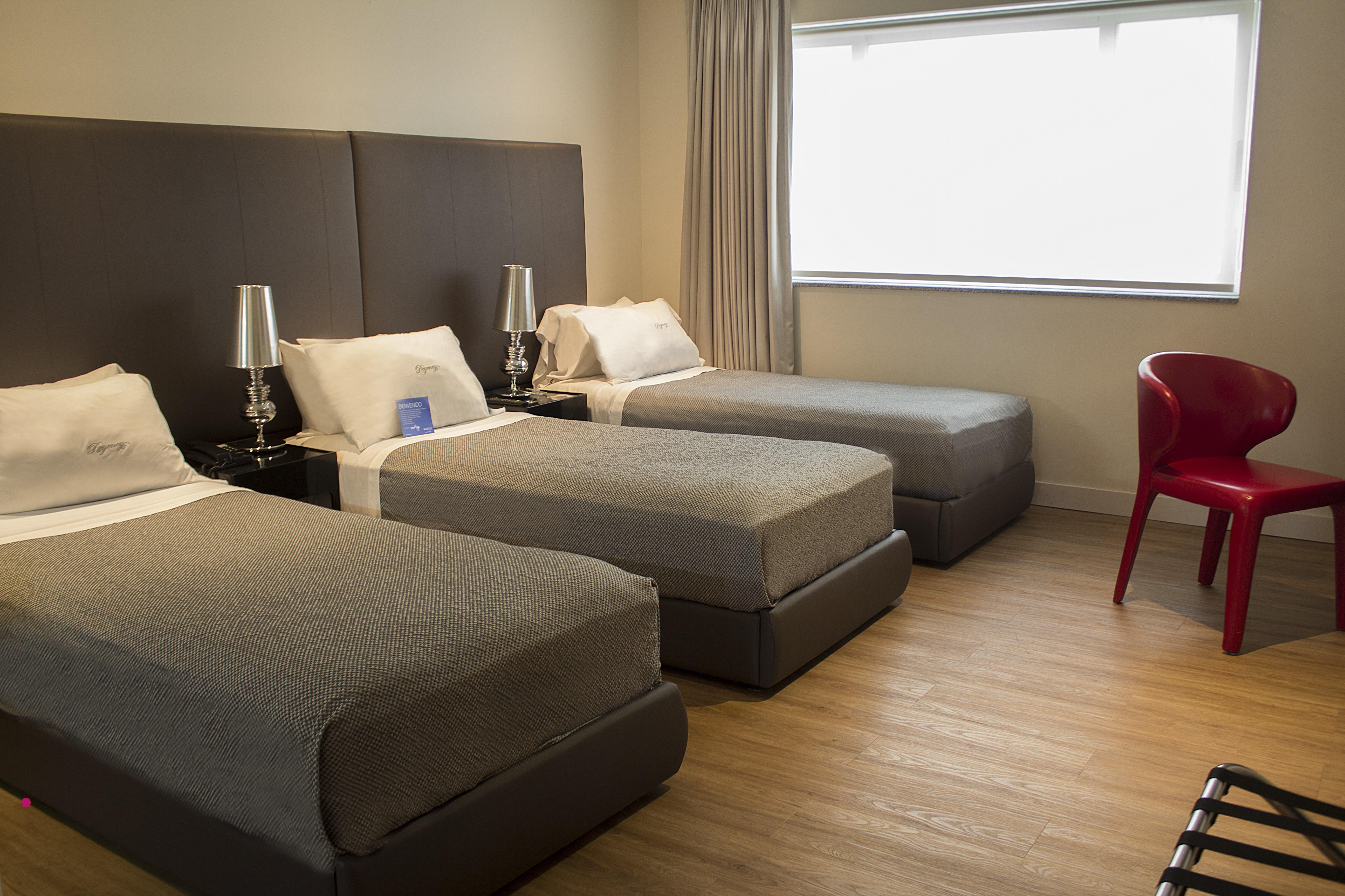 Regency Way Montevideo Hotel Экстерьер фото