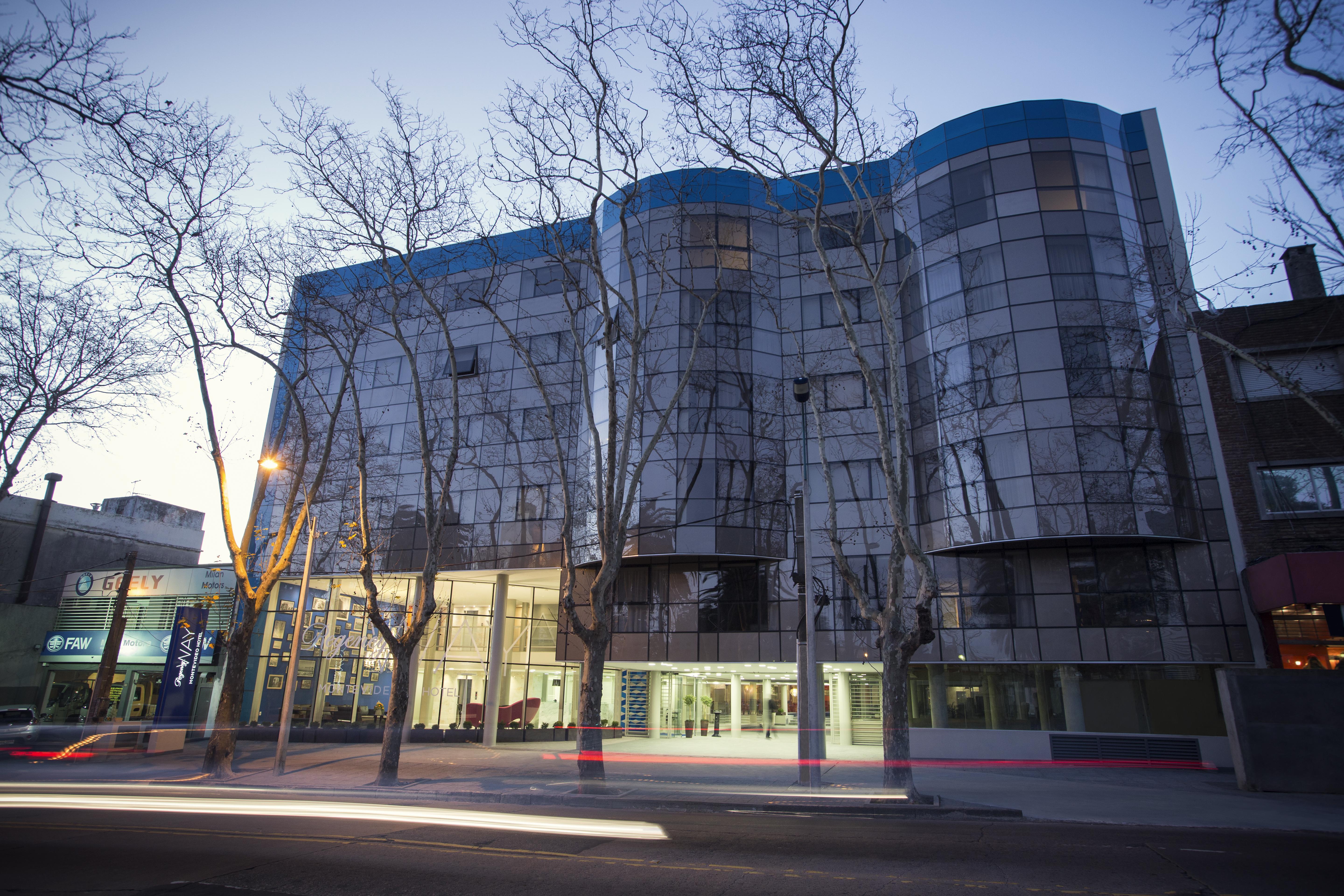 Regency Way Montevideo Hotel Экстерьер фото