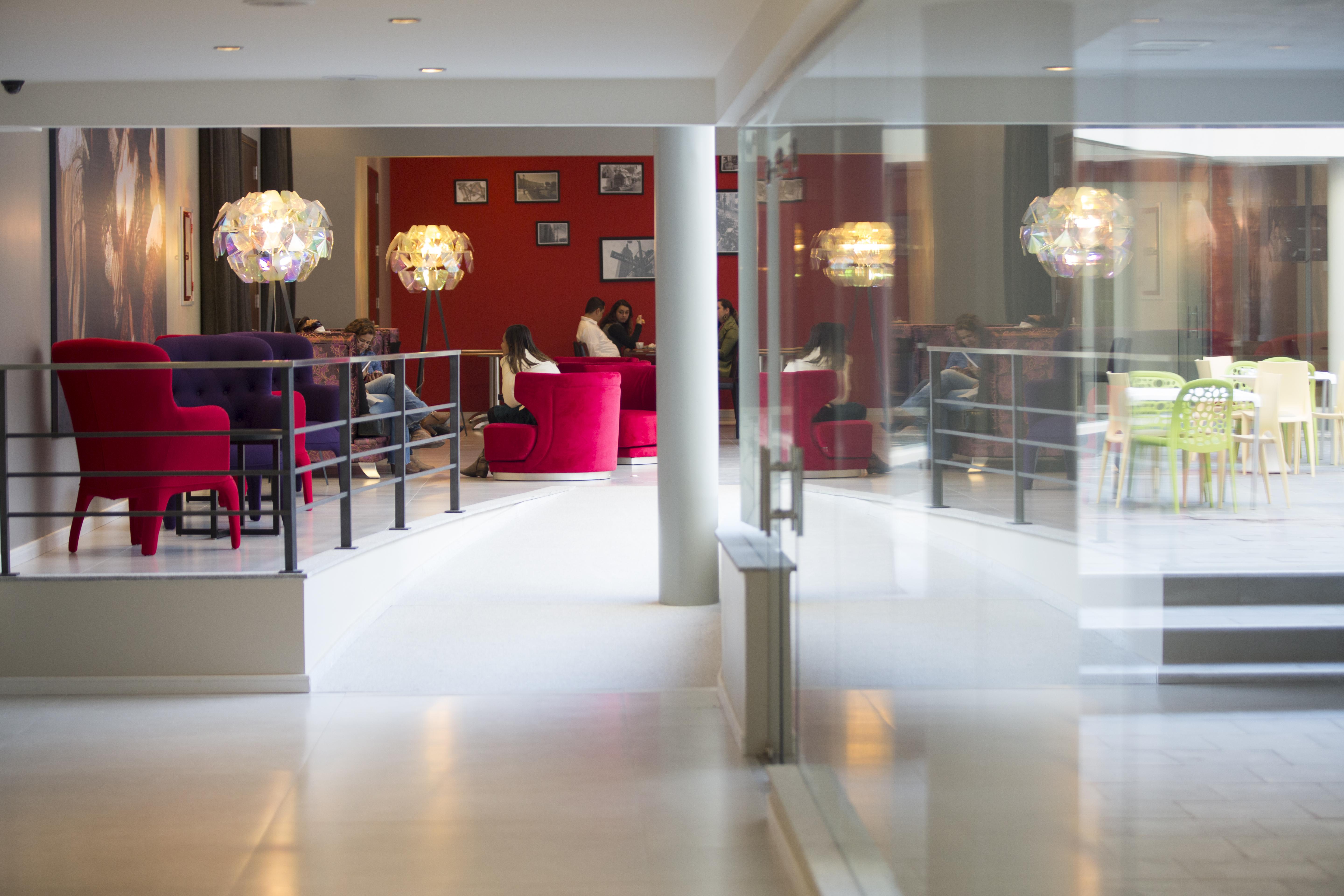 Regency Way Montevideo Hotel Экстерьер фото