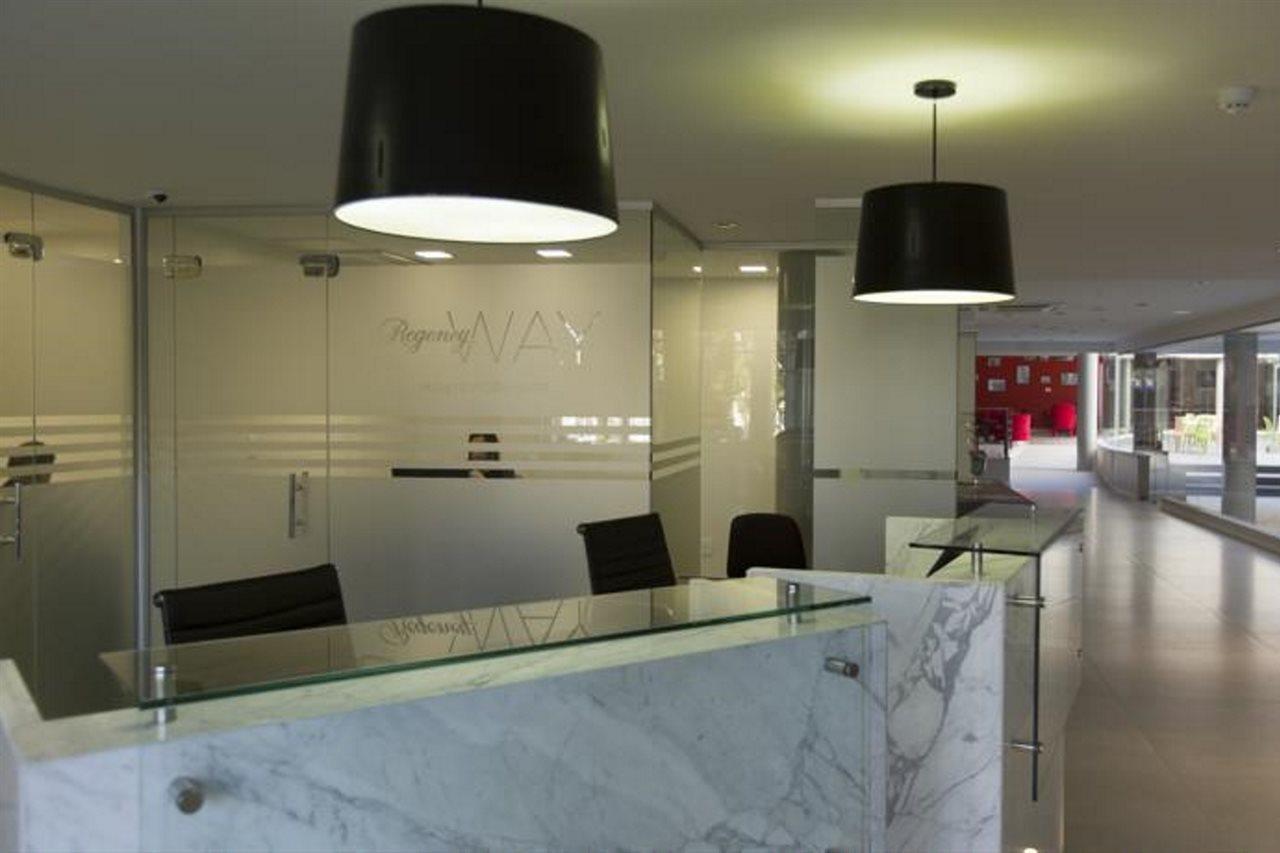 Regency Way Montevideo Hotel Экстерьер фото