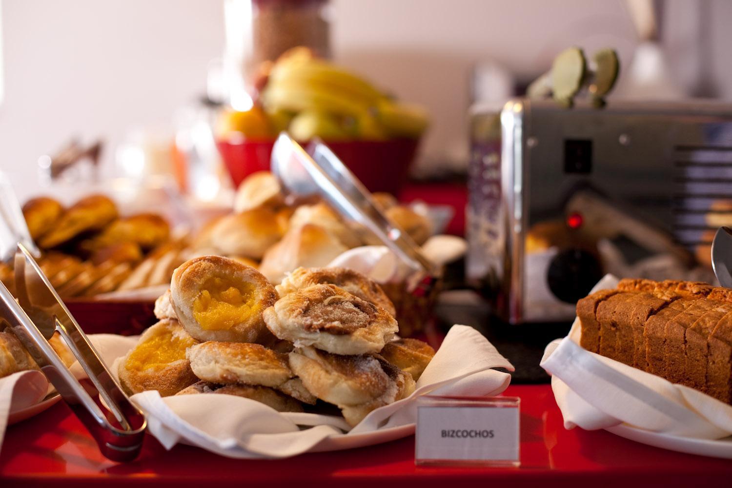 Regency Way Montevideo Hotel Экстерьер фото